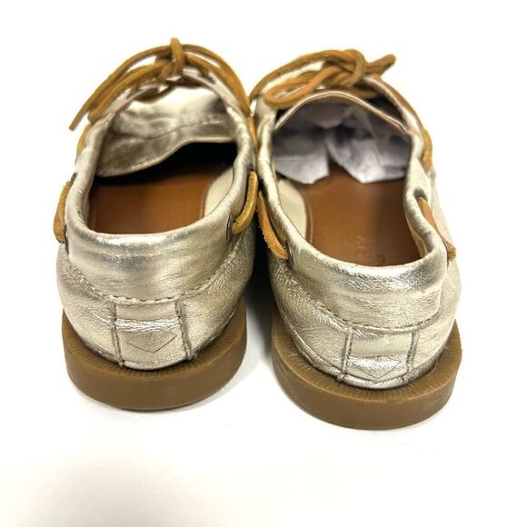 Sperry gold top Siders.  Size 9 - Picture 3 of 5